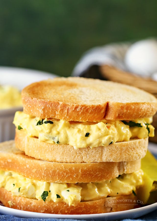 egg salad sandwich