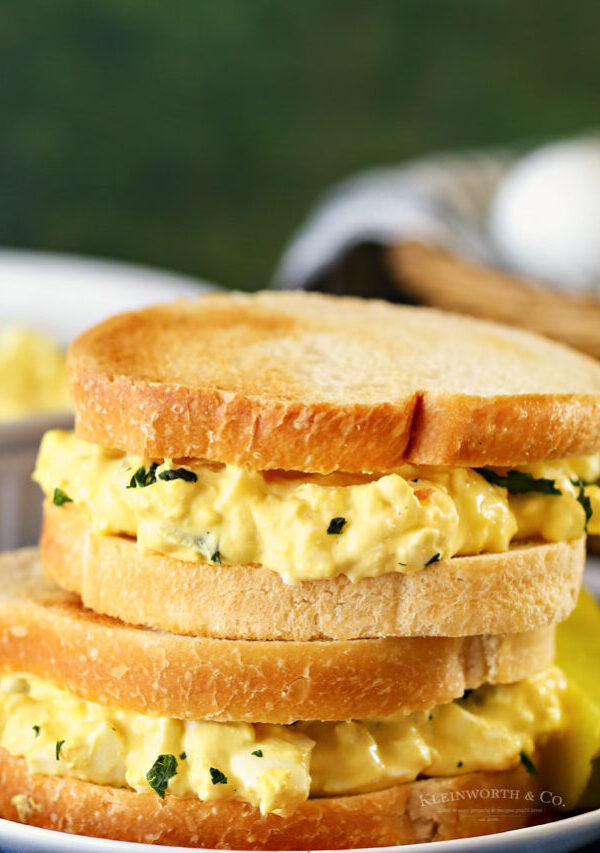 egg salad sandwich