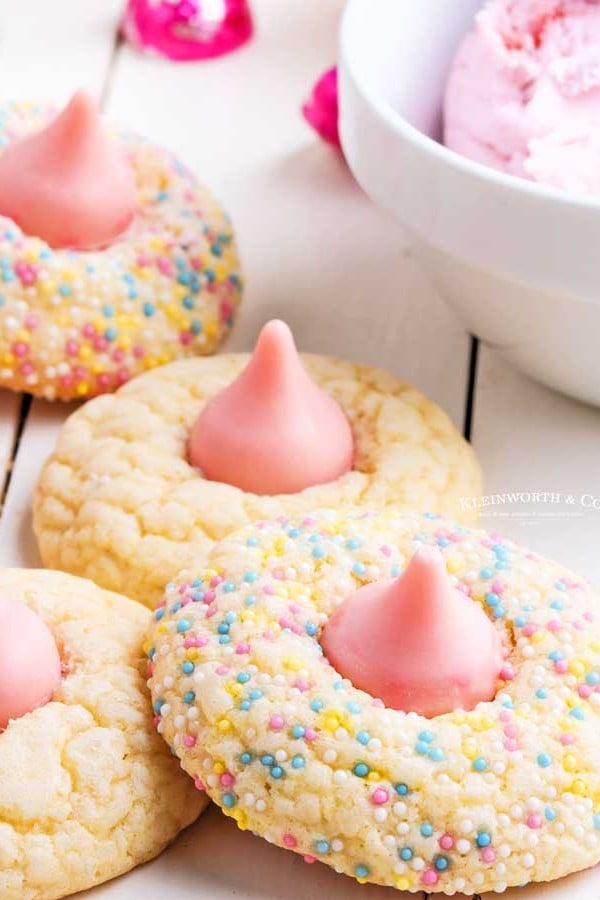 sprinkled blossom cookies pastel