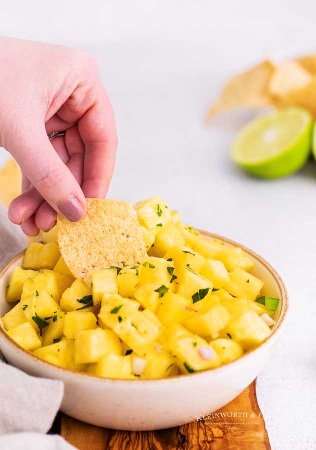 fruit salsa with chips