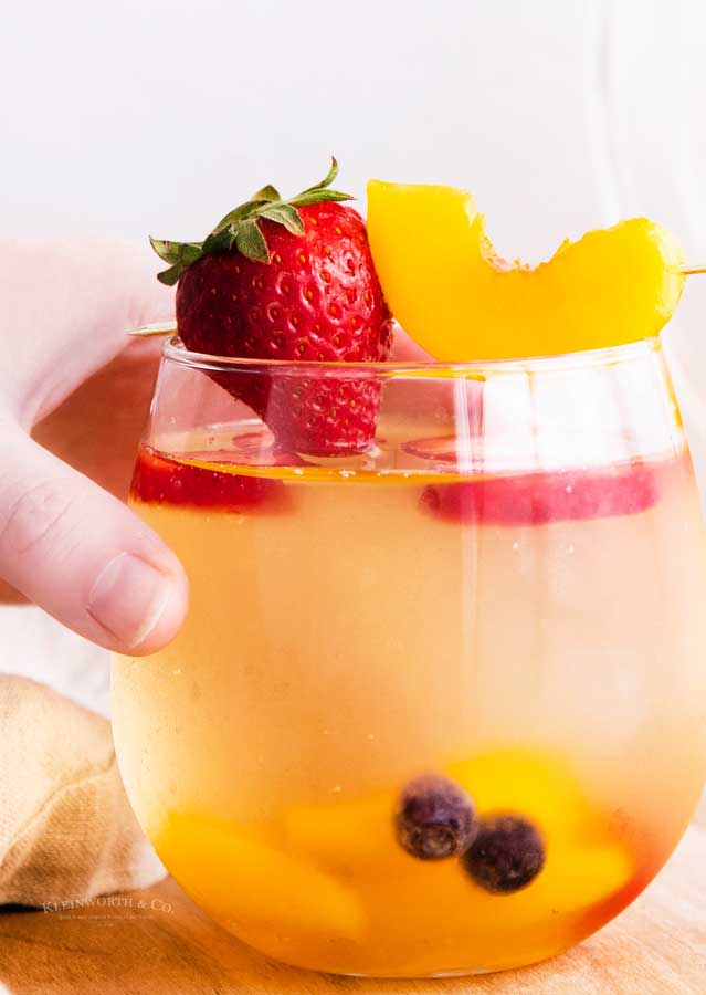 peach sangria