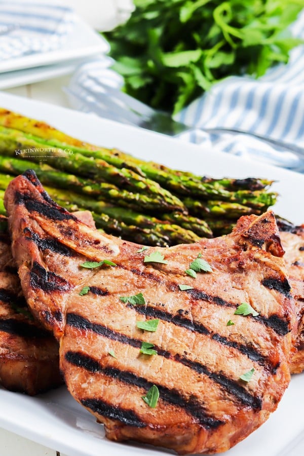 juicy grilled pork chops