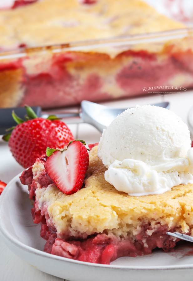 buttery cake on cobbler