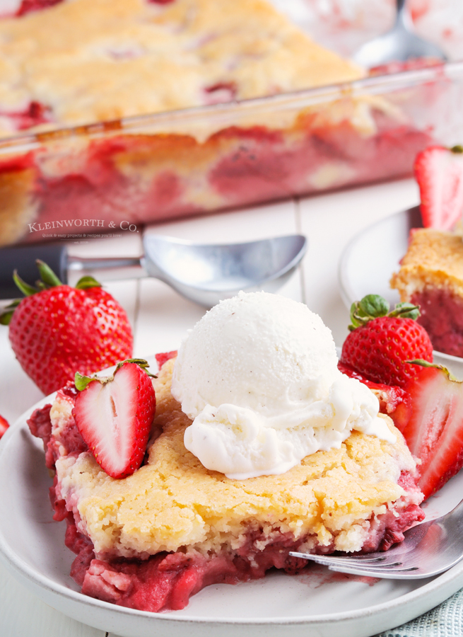 potluck Strawberry Cobbler