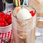 summer drink Root Beer Float