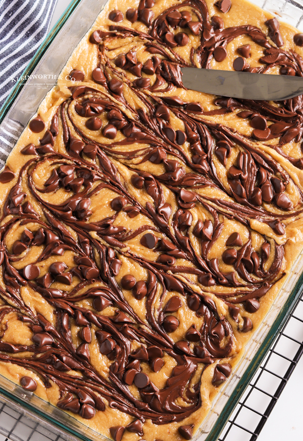 swirled top peanut butter cookie bars