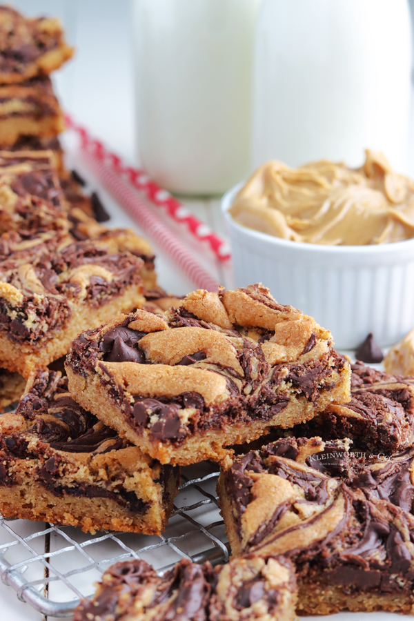 chewy cookie bars with peanut butter