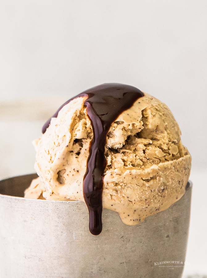 chocolate sauce on coffee ice cream