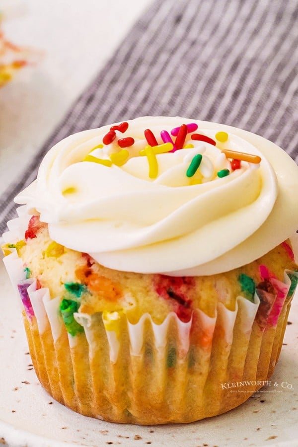 Funfetti Cupcakes with Cream Cheese Frosting