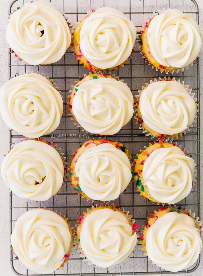 frosted funetti cupcakes