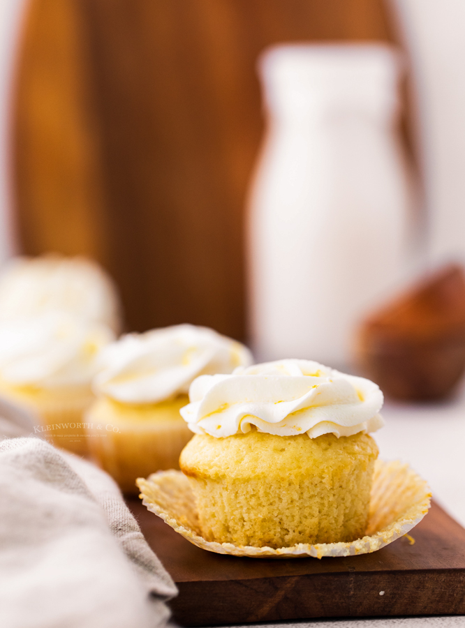 birthday cupcakes with lemon