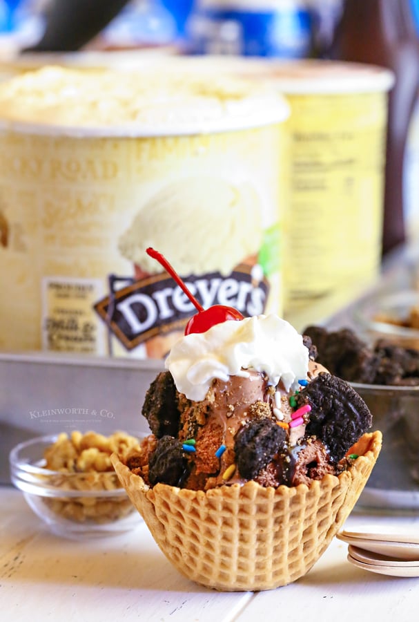 waffle bowl sundae