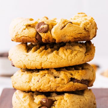 thick and chewy peanut butter cookies