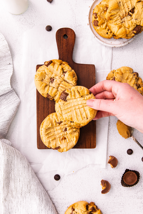 reese's cookies with peanut butter cups