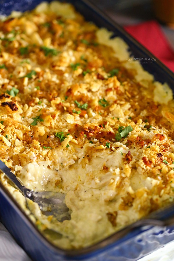 baked chicken casserole with crackers
