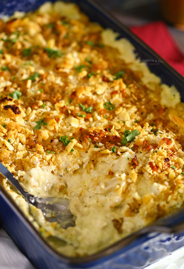 baked chicken casserole with crackers