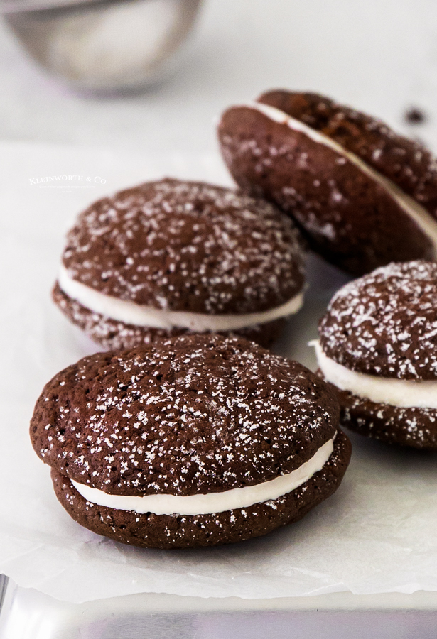 Whoopie Pie Cake  Easy Chocolate Cake With Marshmallow Buttercream