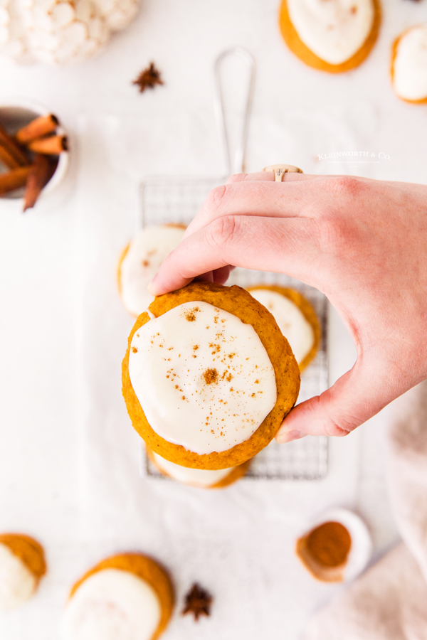 fall pumpkin cookies