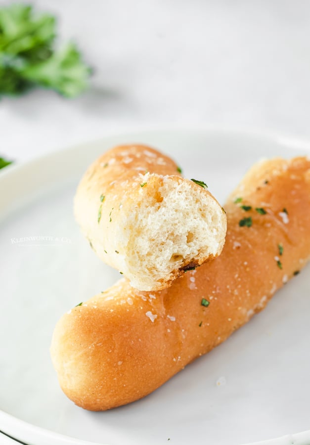 soft breadsticks