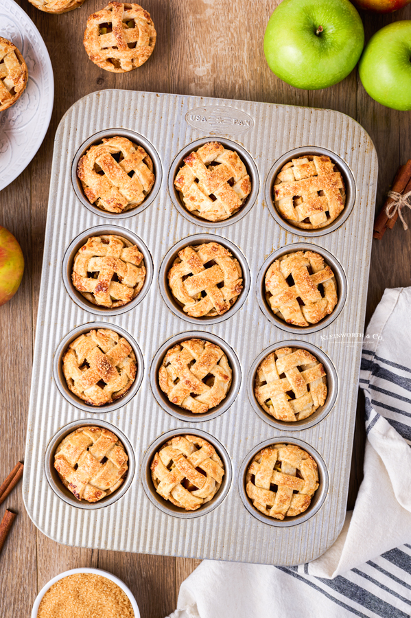 baked tiny pies