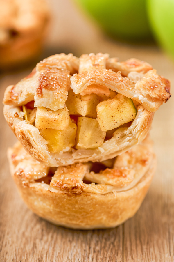 Thanksgiving dessert pies