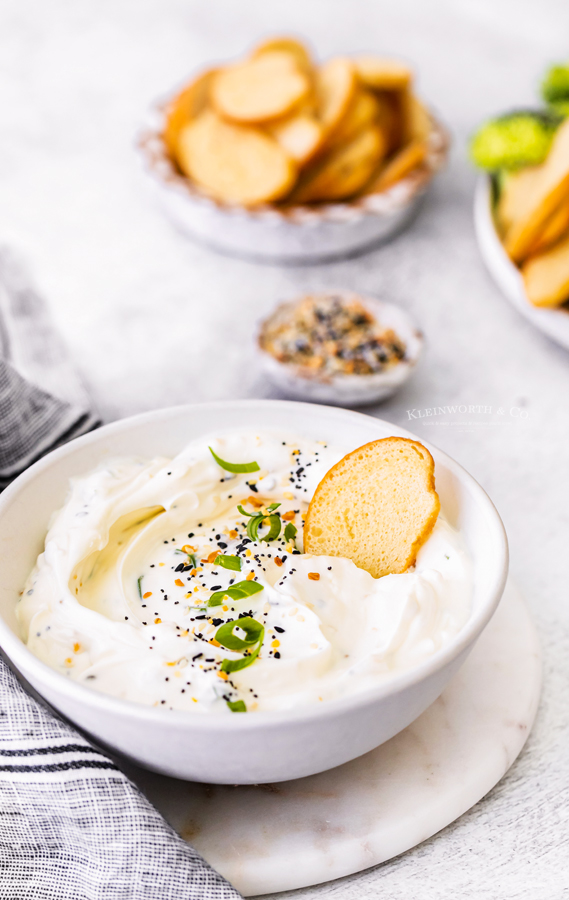 appetizer bagel dip