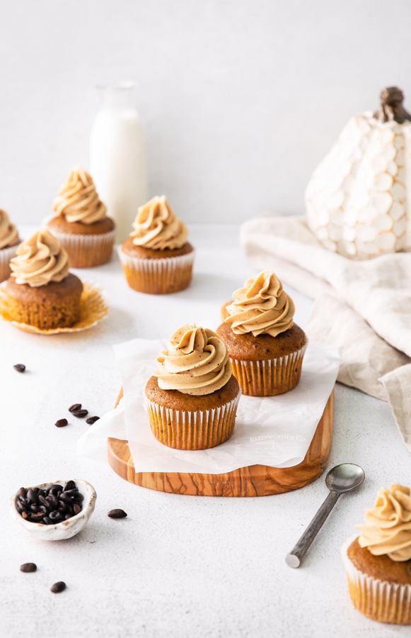 pumpkin cupcakes