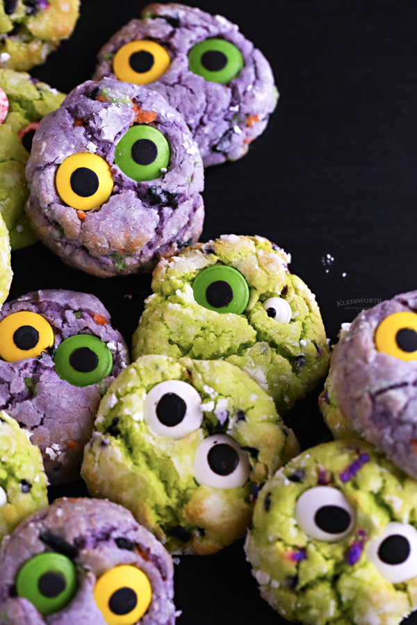 purple halloween cookies