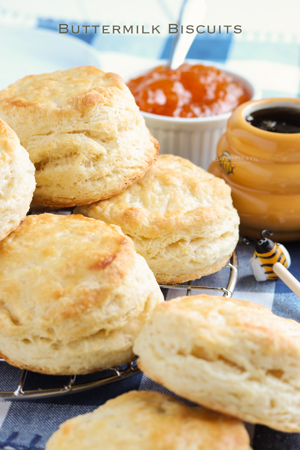 Easy Buttermilk Biscuits