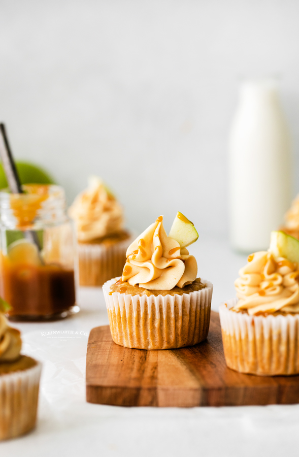 Apple Cake with Caramel