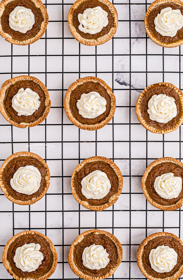 pumpkin pie with whipped cream