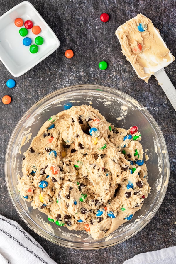 how to make M&M Cookies 8