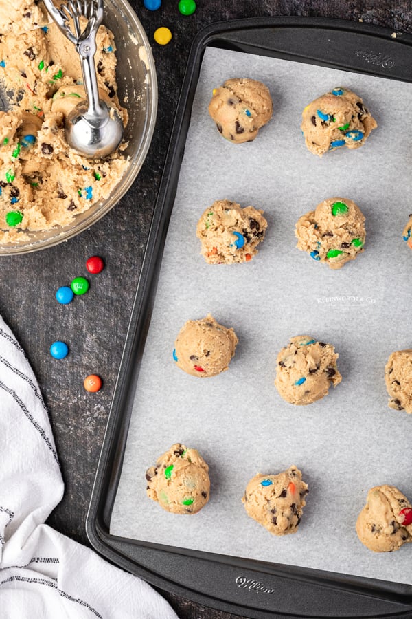 how to make M&M Cookies 9