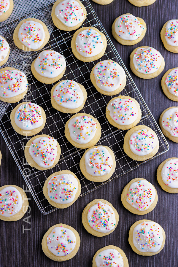 Traditional Ricotta Cookies
