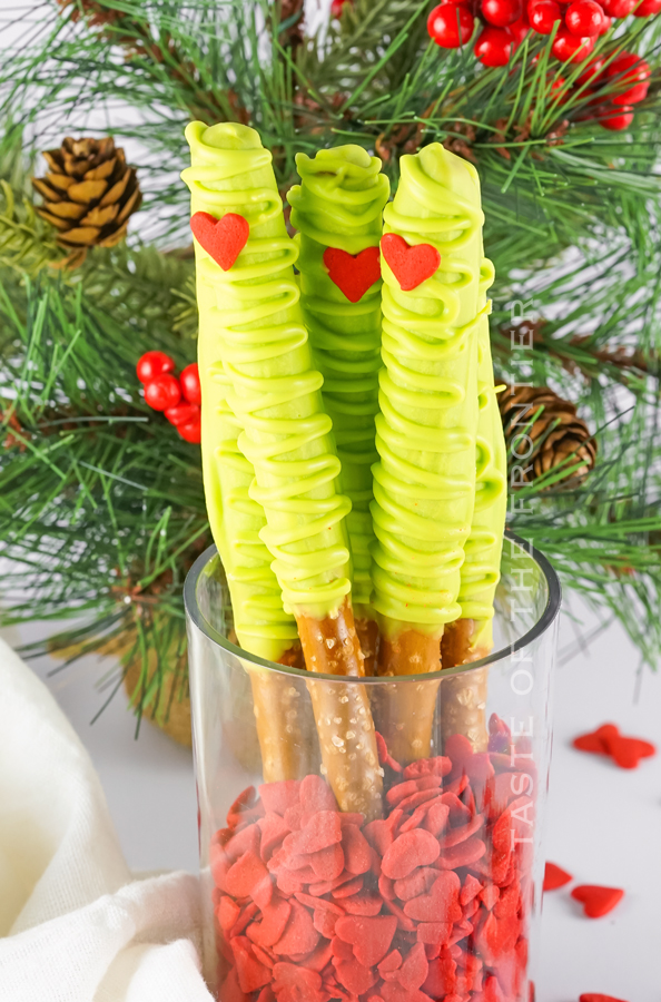 dessert Grinch Chocolate Pretzels