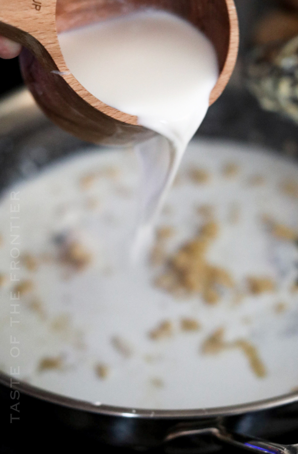 How to Make Pretzel Cheese Dip