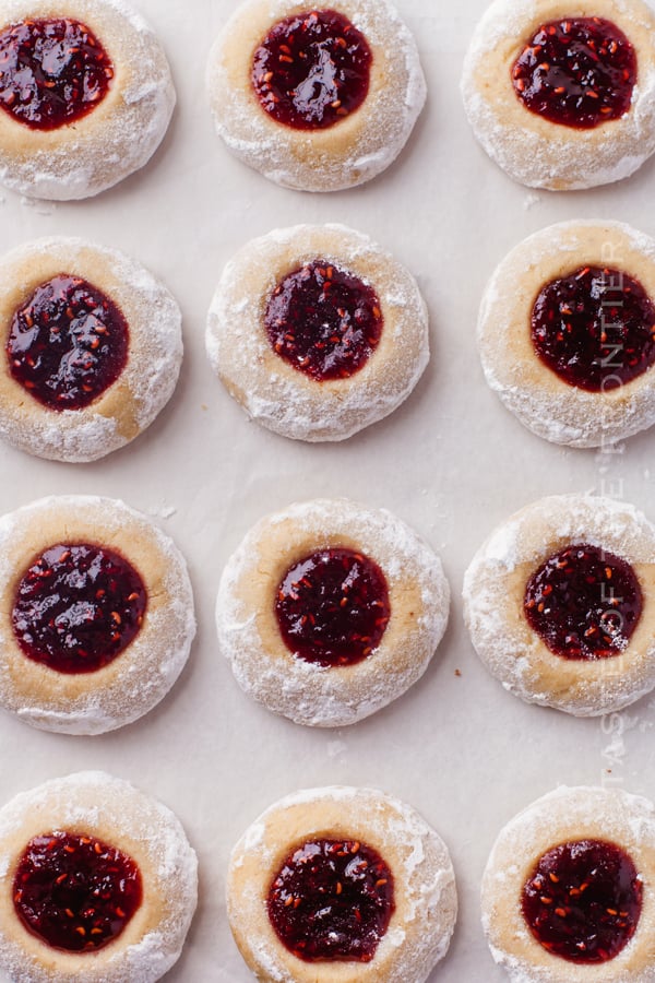 cookies with jam in the middle