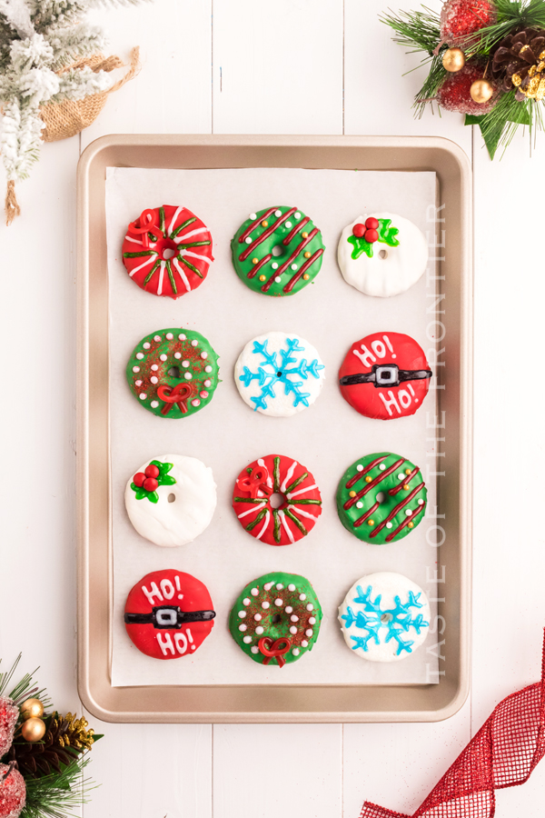 set of Decorated Christmas Wreath Cookies