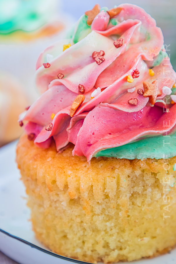 red and green cupcakes for Christmas