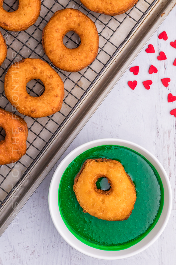 glazing donuts