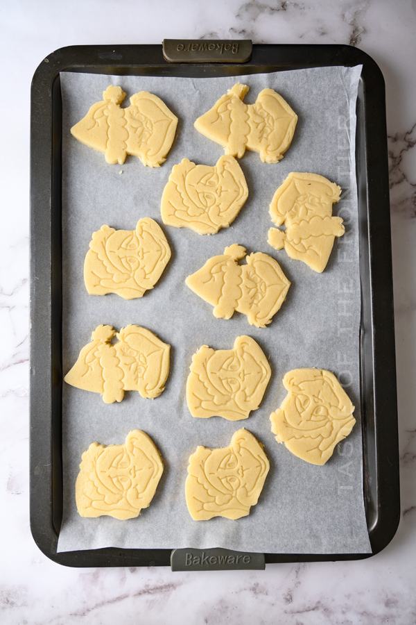 cookies on tray ready to bake