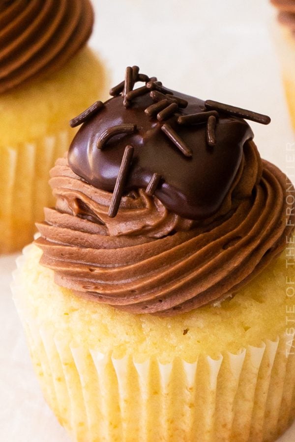 Boston Cream Pie Cupcakes