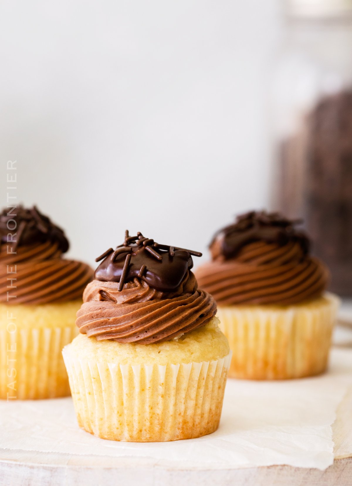 holiday filled cupcakes with chocolate buttercream