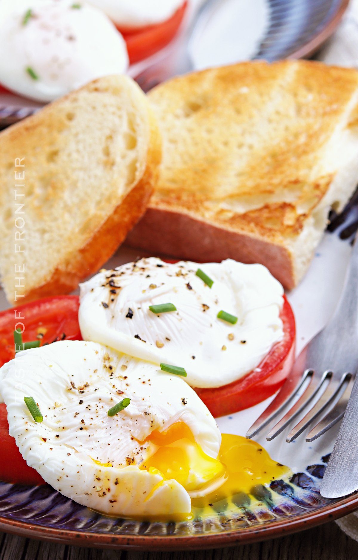 soft poached eggs