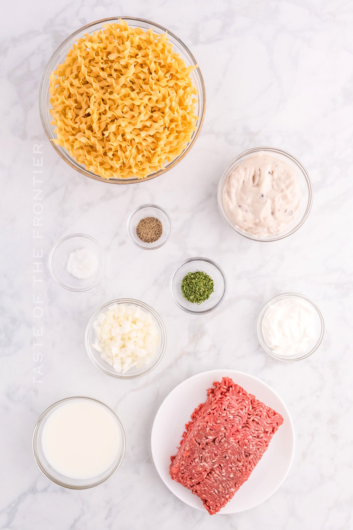 Ingredients for Easy Beef Stroganoff