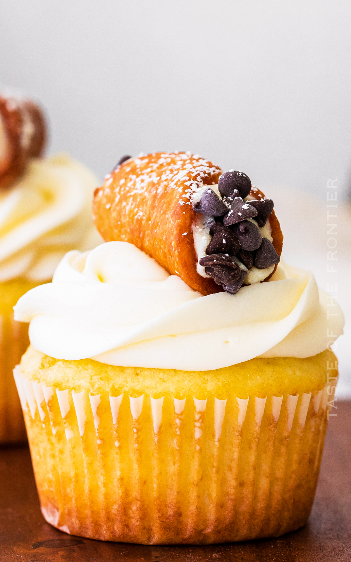 Cannoli Cupcakes