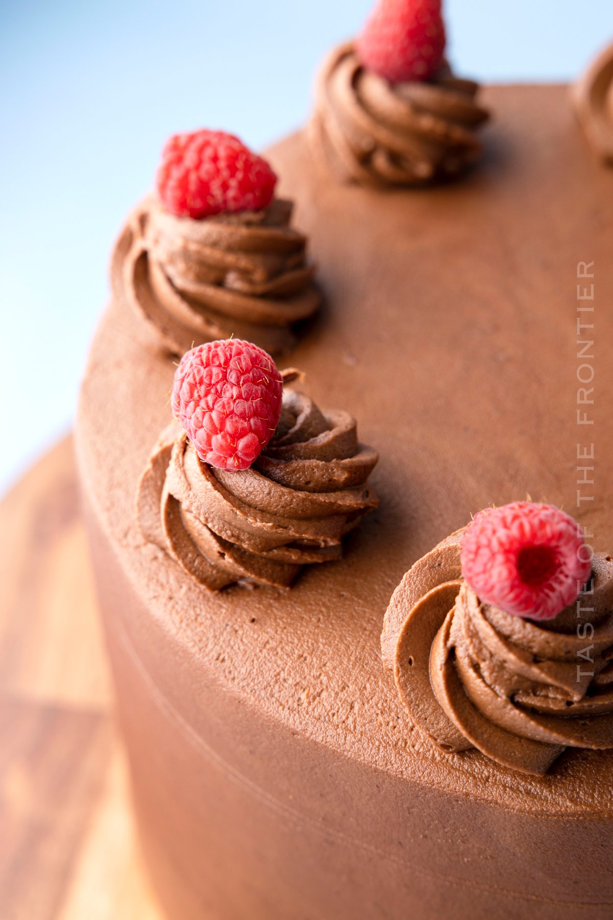 chocolate bakery cake