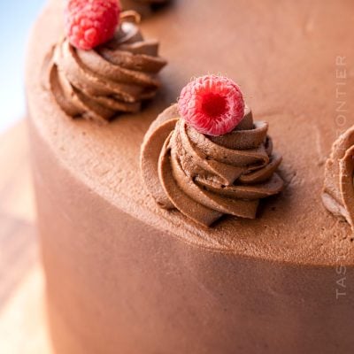 chocolate cake with raspberry filling