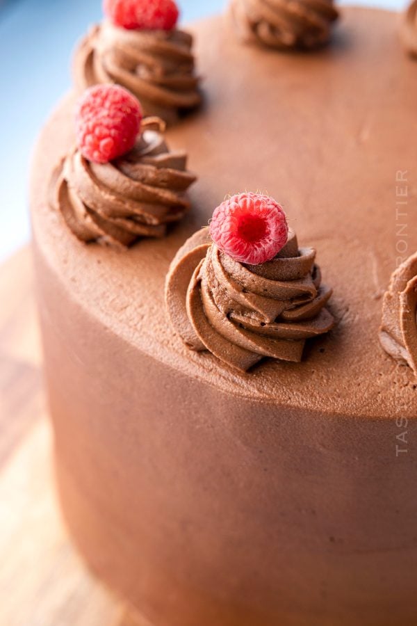 chocolate cake with raspberry filling