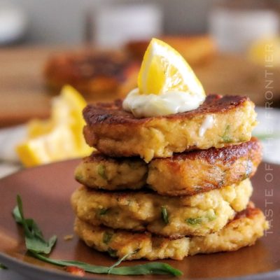 crab cakes stack